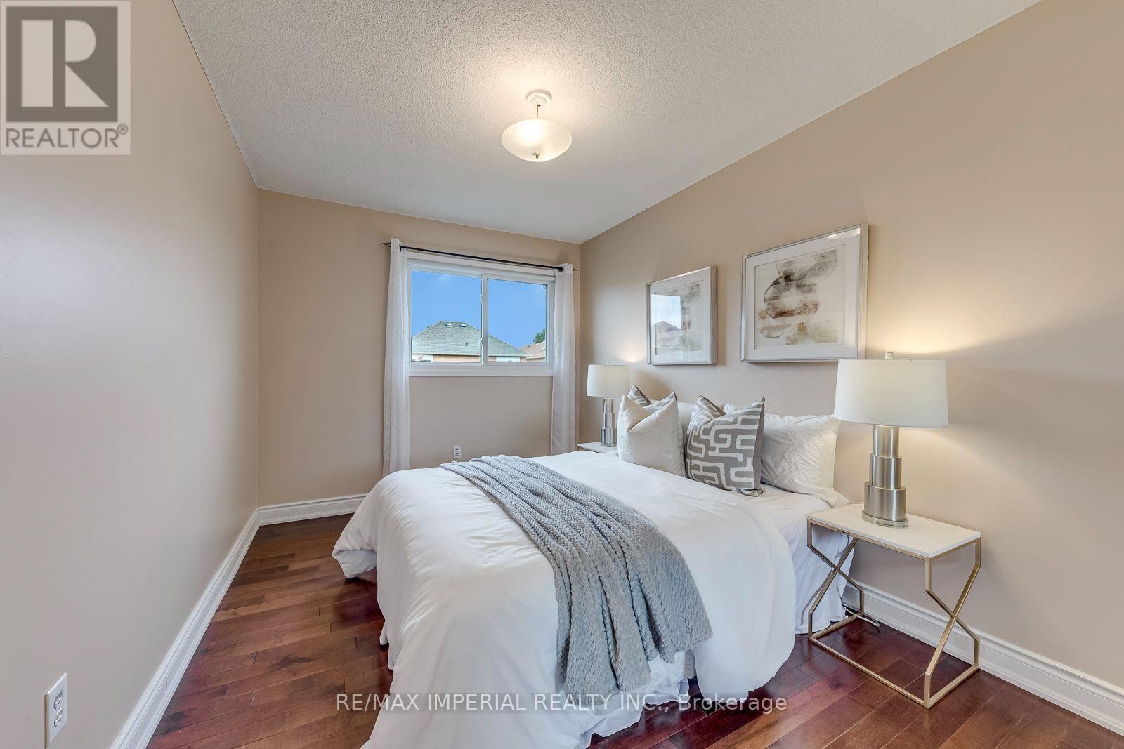 925 Cardington Street, Mississauga, ON