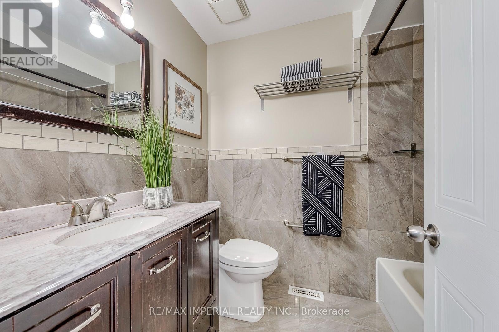 925 Cardington Street, Mississauga, ON