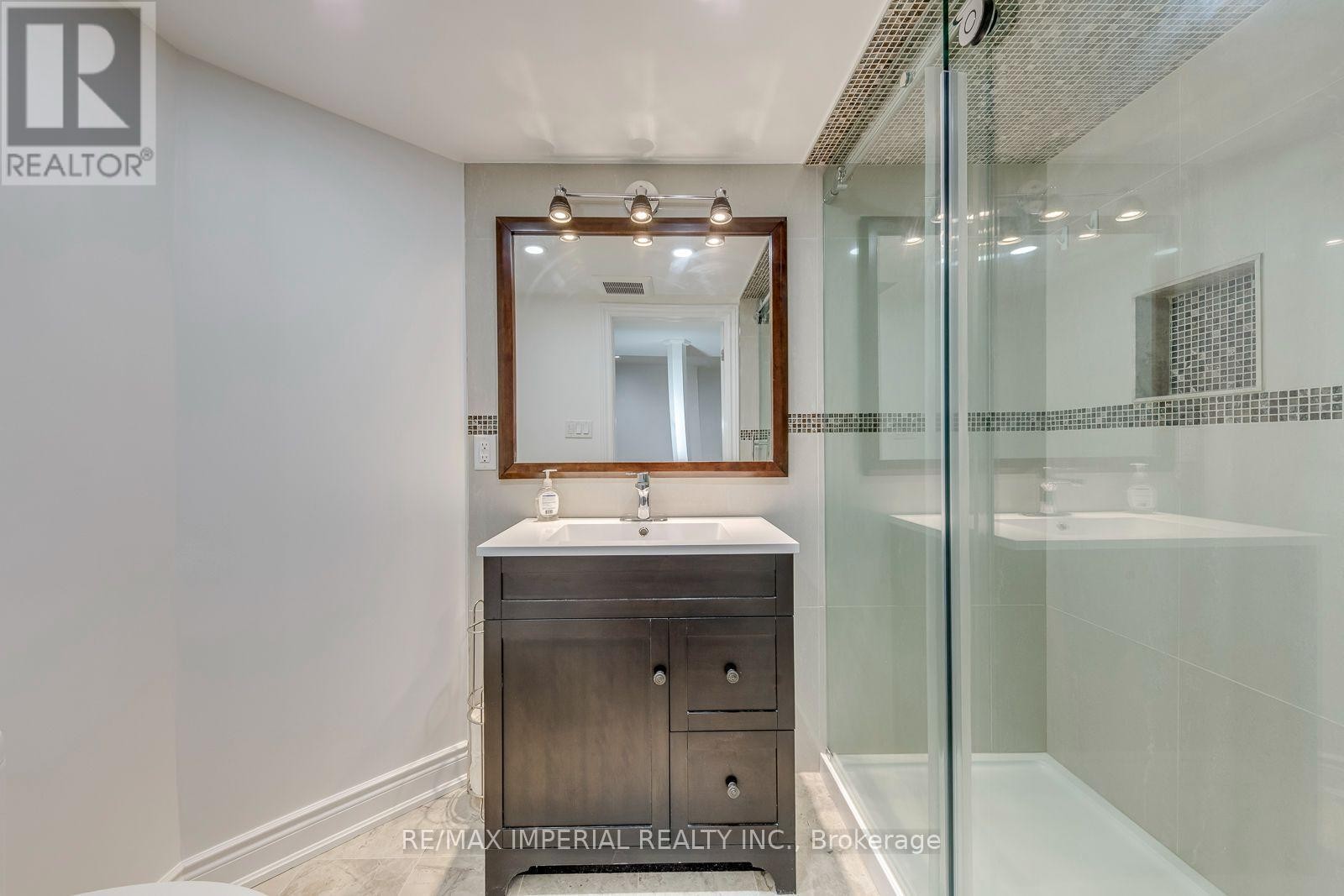 925 Cardington Street, Mississauga, ON