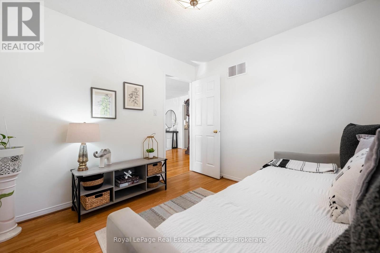 5581 Wheatland Court, Mississauga, ON