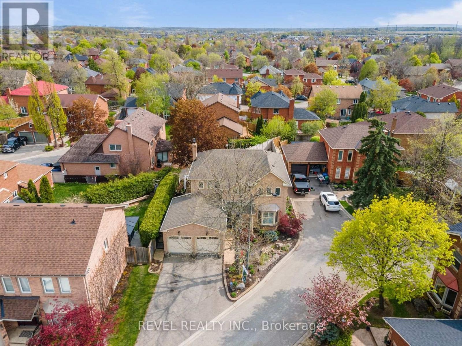 6624 Mockingbird Lane, Mississauga, ON