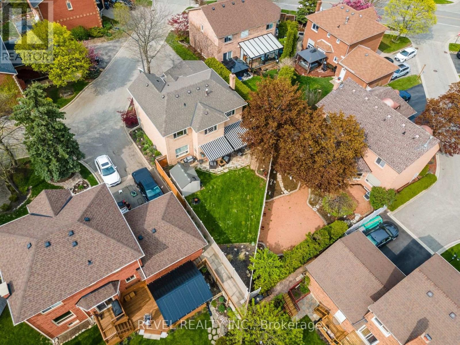 6624 Mockingbird Lane, Mississauga, ON