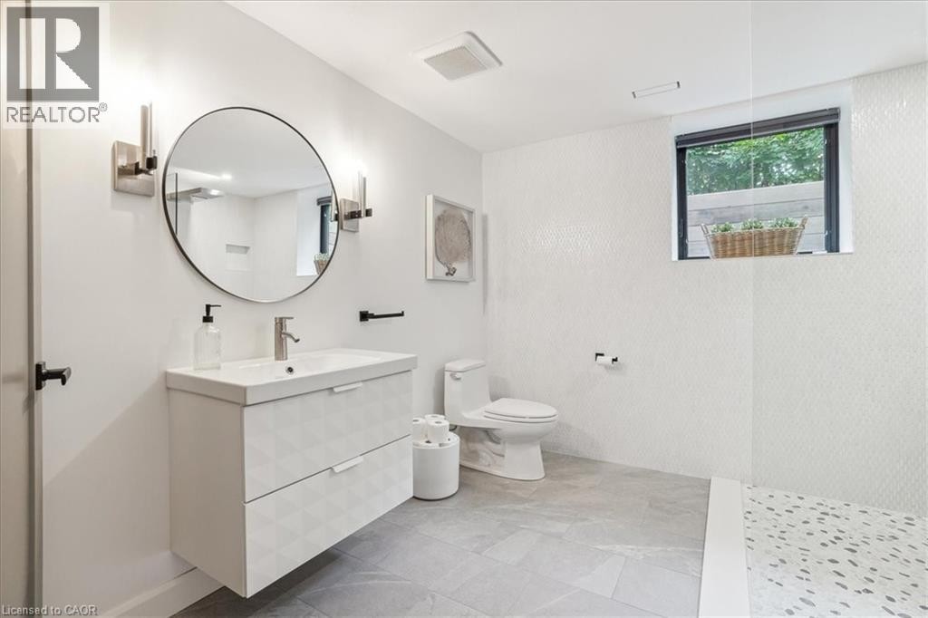 114 Reding Road, Ancaster, ON