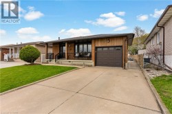 142 MARCELLA Crescent  Hamilton, ON L8K 6G3