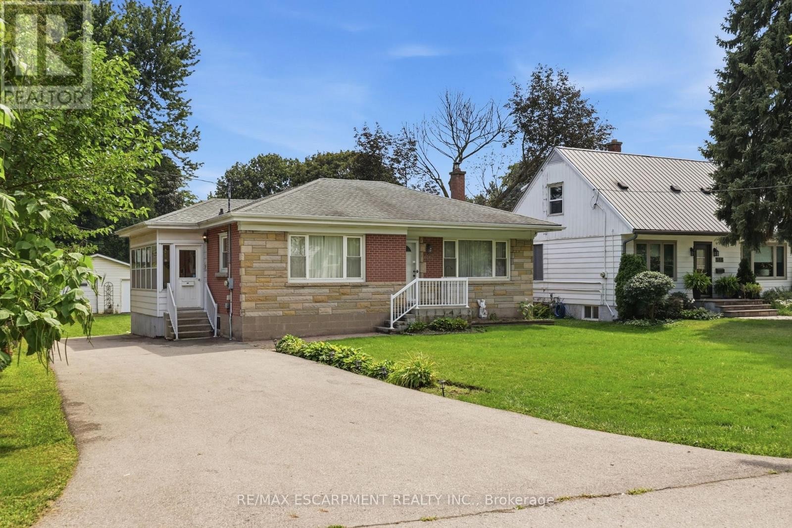 522 Enfield Road, Burlington, ON