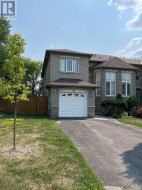 69 LOREDANA COURT Richmond Hill, ON L4C 0P2