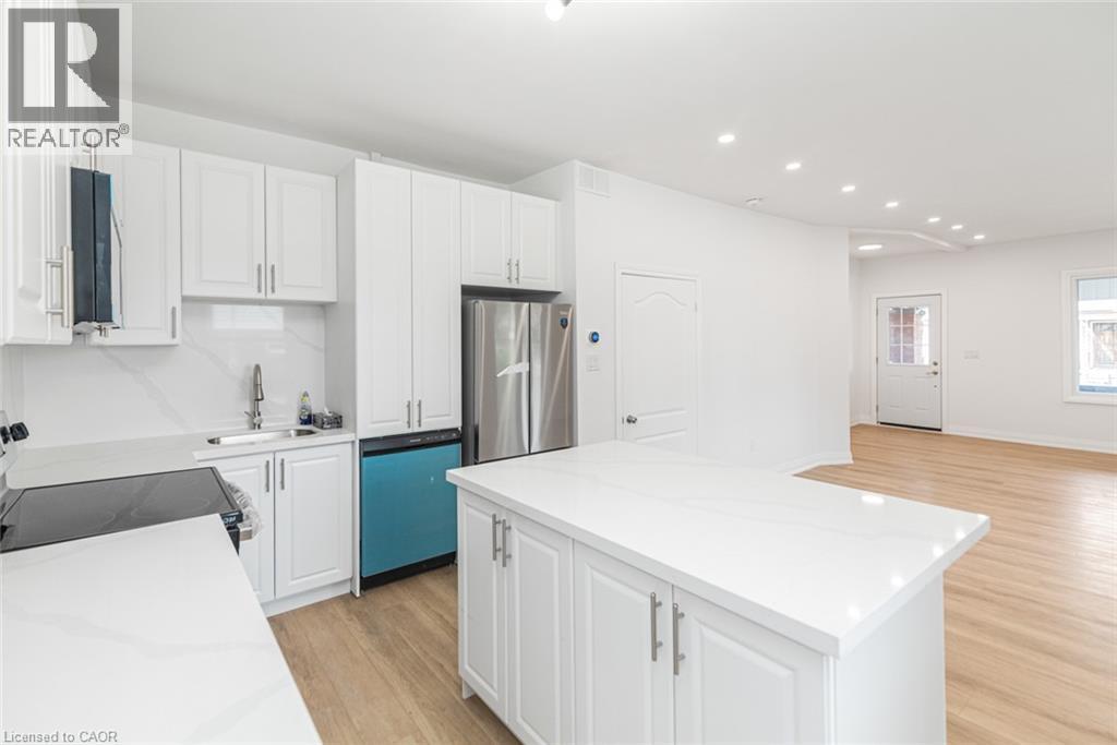 90 Belview Avenue, Hamilton, ON