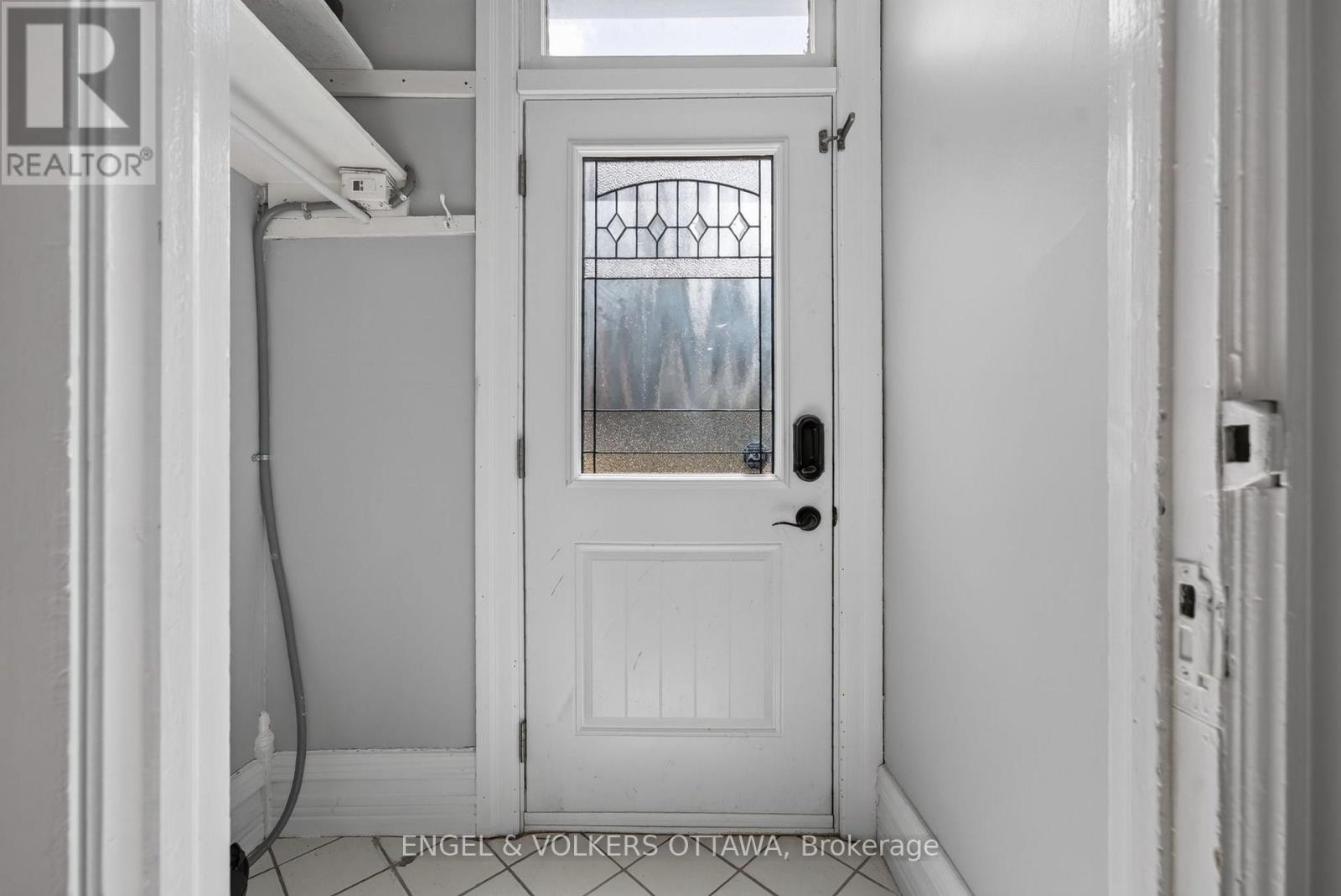 75 Eccles Street, Ottawa, ON