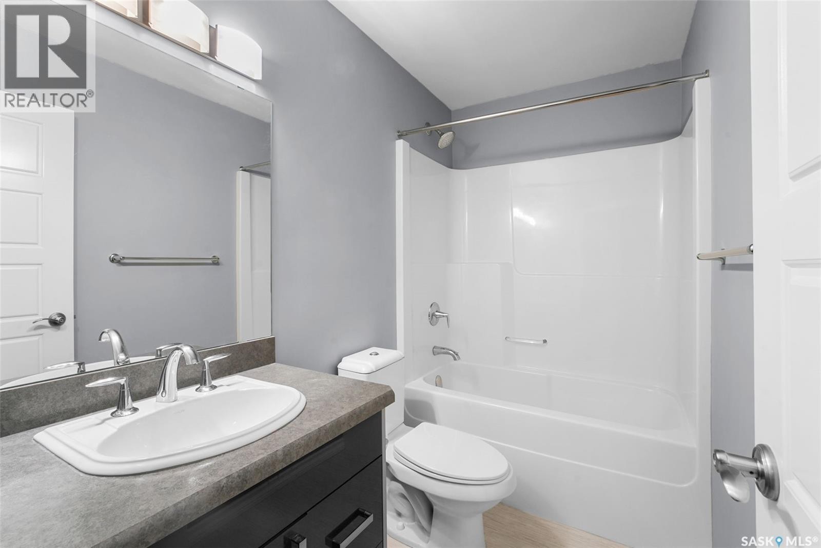 217 4002 Sandhill Crescent, Regina, SK