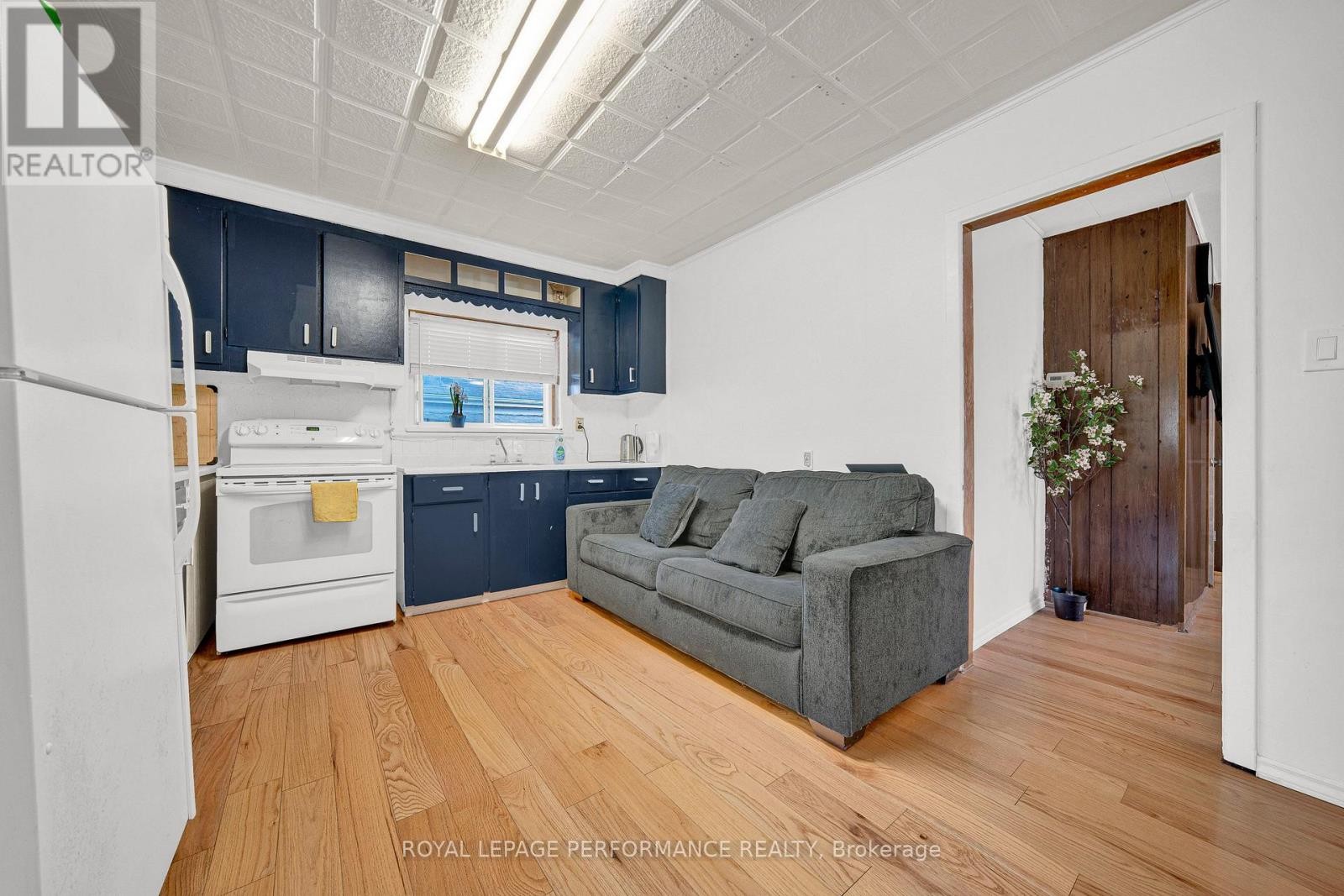 98 Boyce Avenue, Ottawa, ON