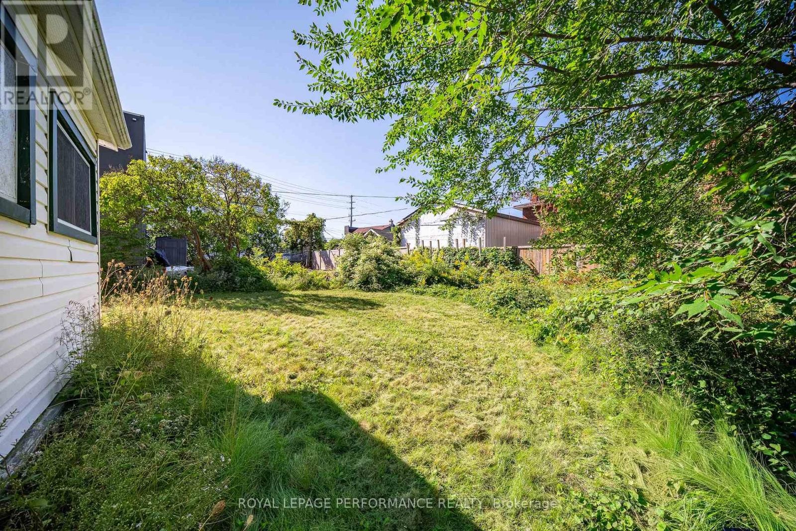 98 Boyce Avenue, Ottawa, ON