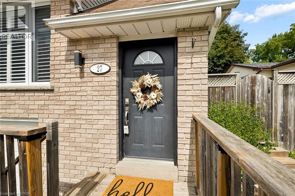 27 Nickolas Crescent, Cambridge, ON