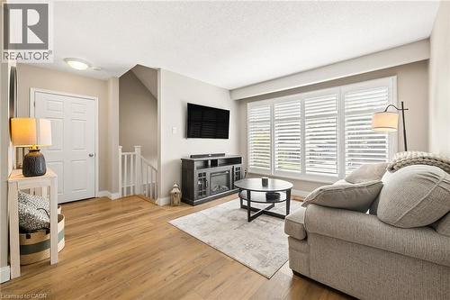 27 Nickolas Crescent, Cambridge, ON 