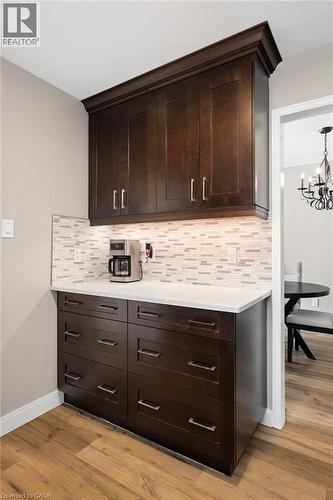 27 Nickolas Crescent, Cambridge, ON 