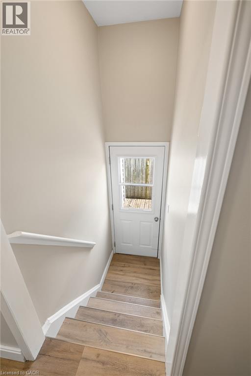 27 Nickolas Crescent, Cambridge, ON
