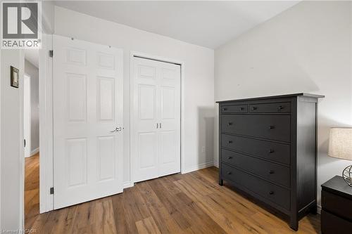 27 Nickolas Crescent, Cambridge, ON 