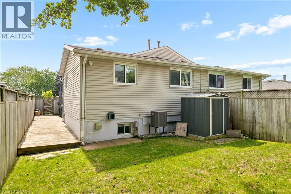 27 Nickolas Crescent, Cambridge, ON