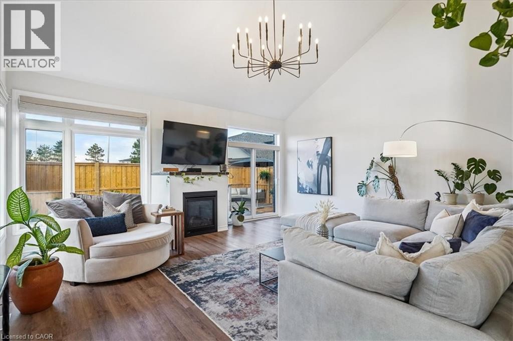52 Welch Lane, Hamilton, ON