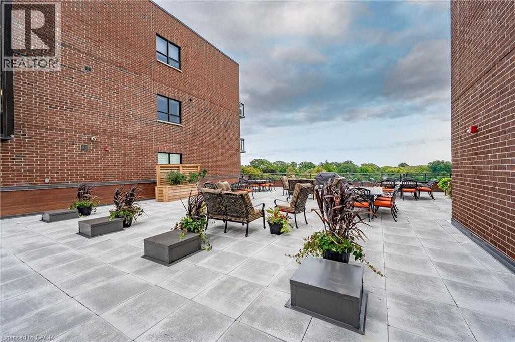 Roof-Top Terrace - 3290 New Street Unit# 607, Burlington, ON