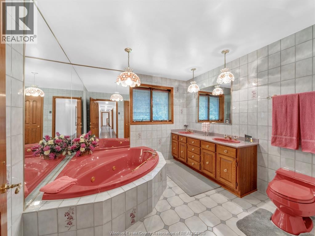 4155 Manning Road, Tecumseh, ON