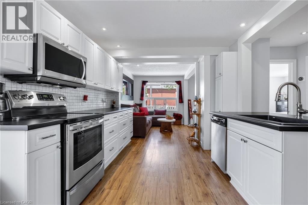 64 Norfolk Avenue, Cambridge, ON