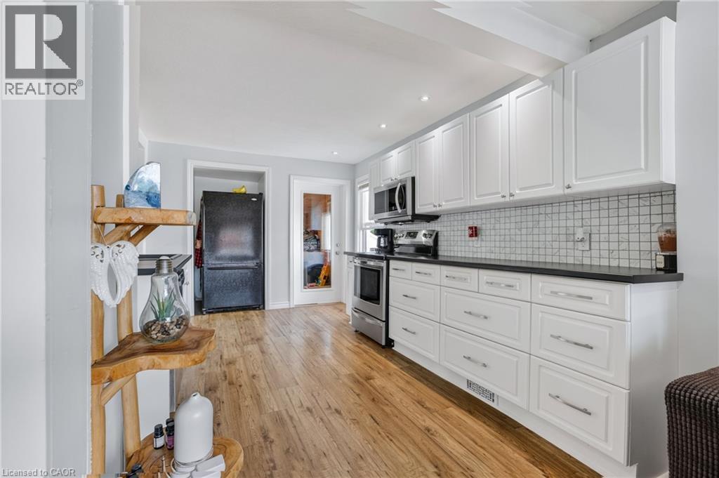 64 Norfolk Avenue, Cambridge, ON