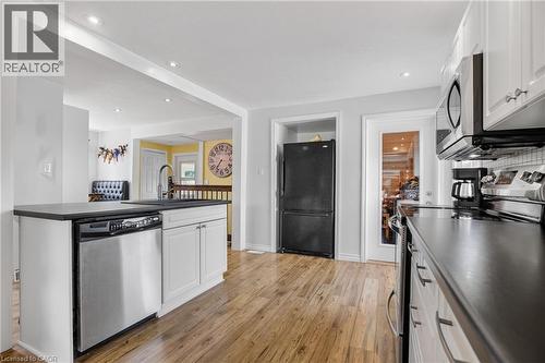 64 Norfolk Avenue, Cambridge, ON 
