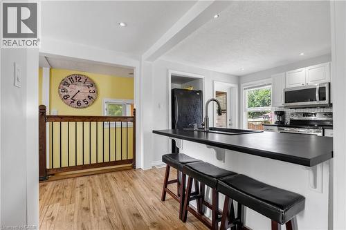 64 Norfolk Avenue, Cambridge, ON 
