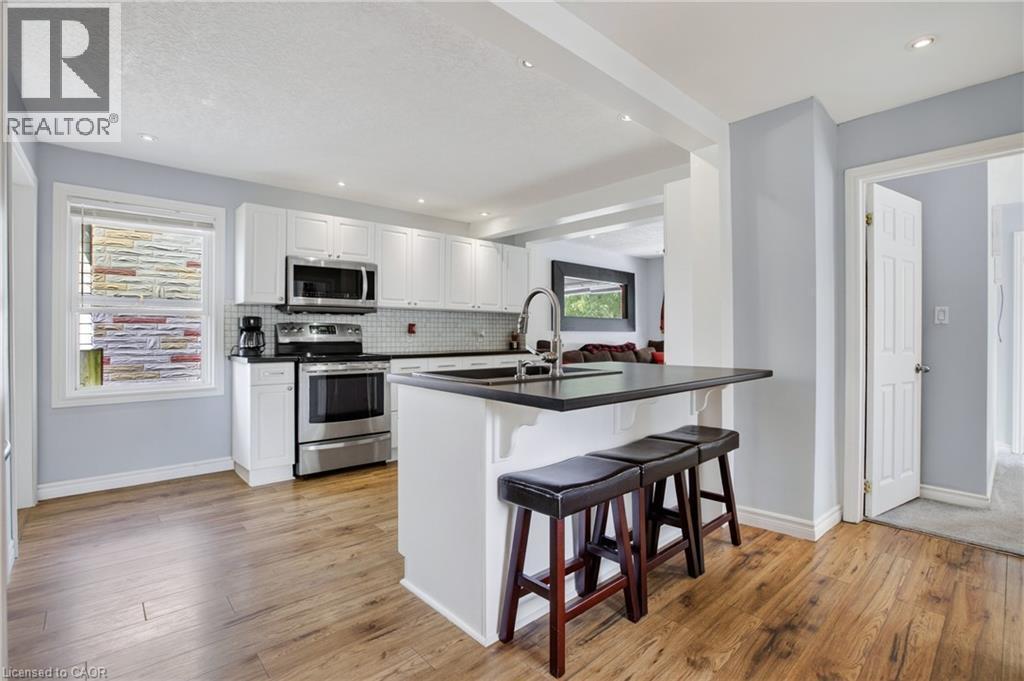 64 Norfolk Avenue, Cambridge, ON