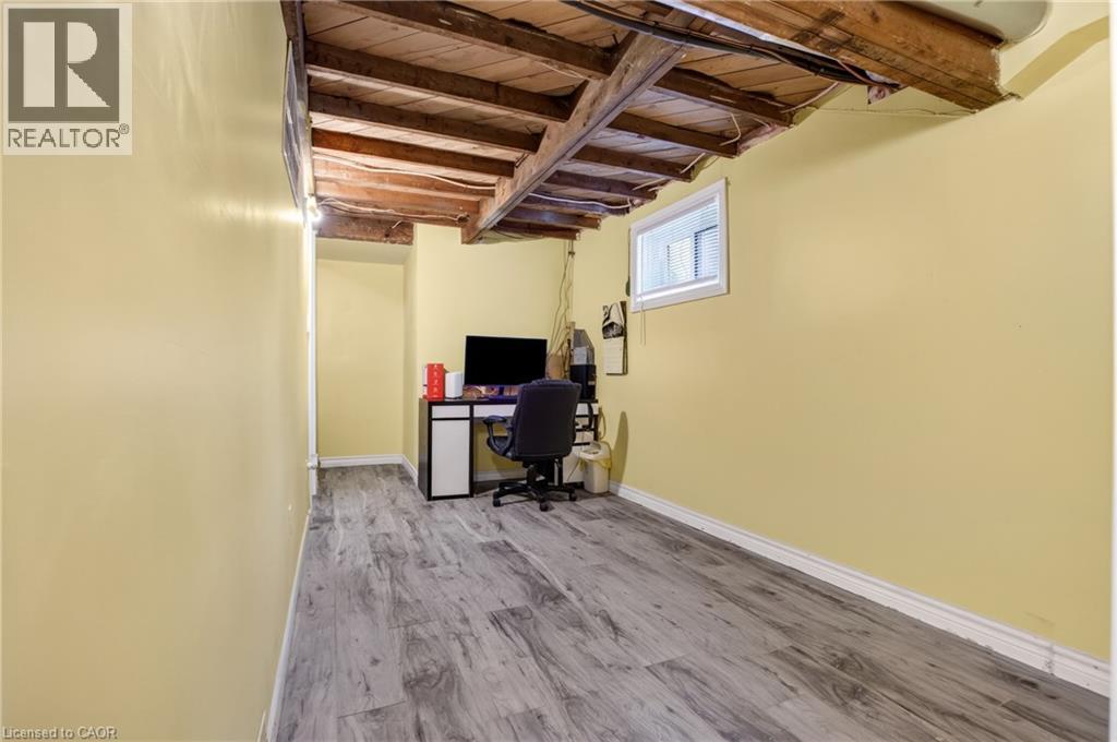 64 Norfolk Avenue, Cambridge, ON