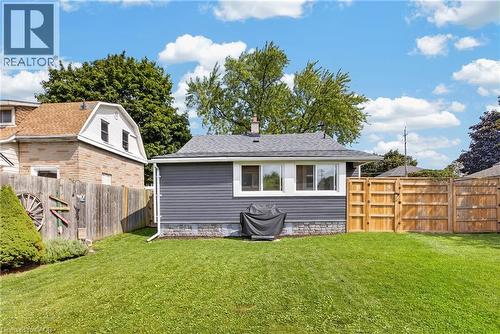 64 Norfolk Avenue, Cambridge, ON 