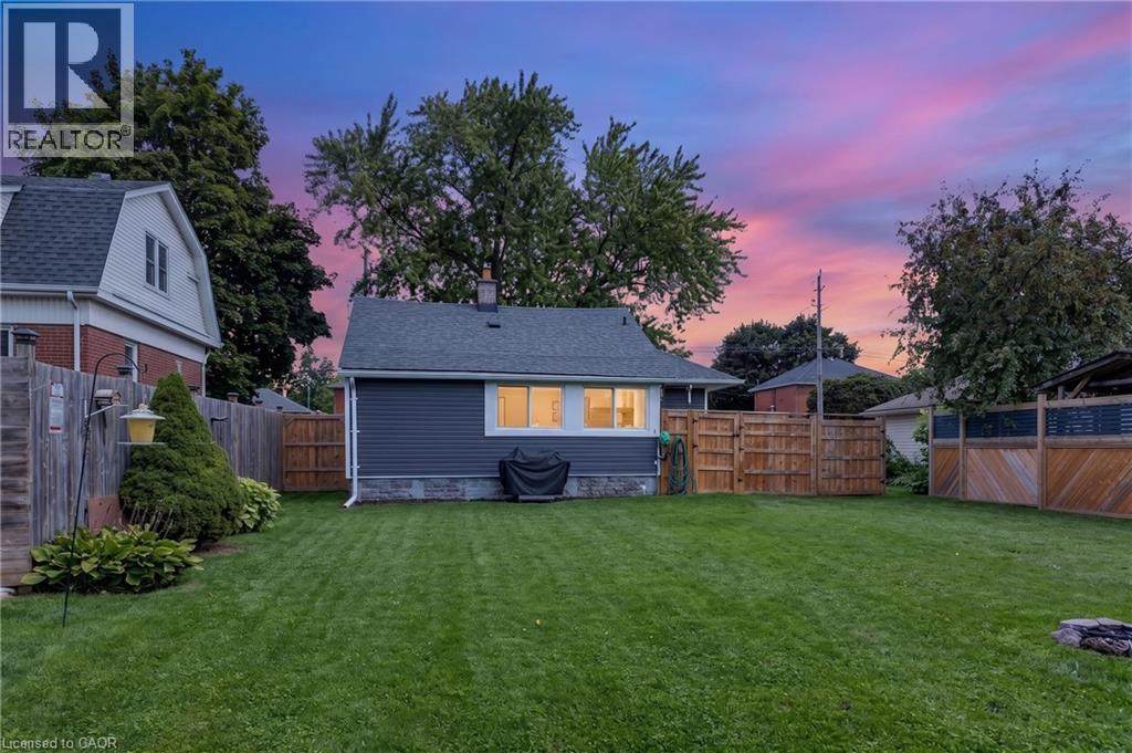 64 Norfolk Avenue, Cambridge, ON