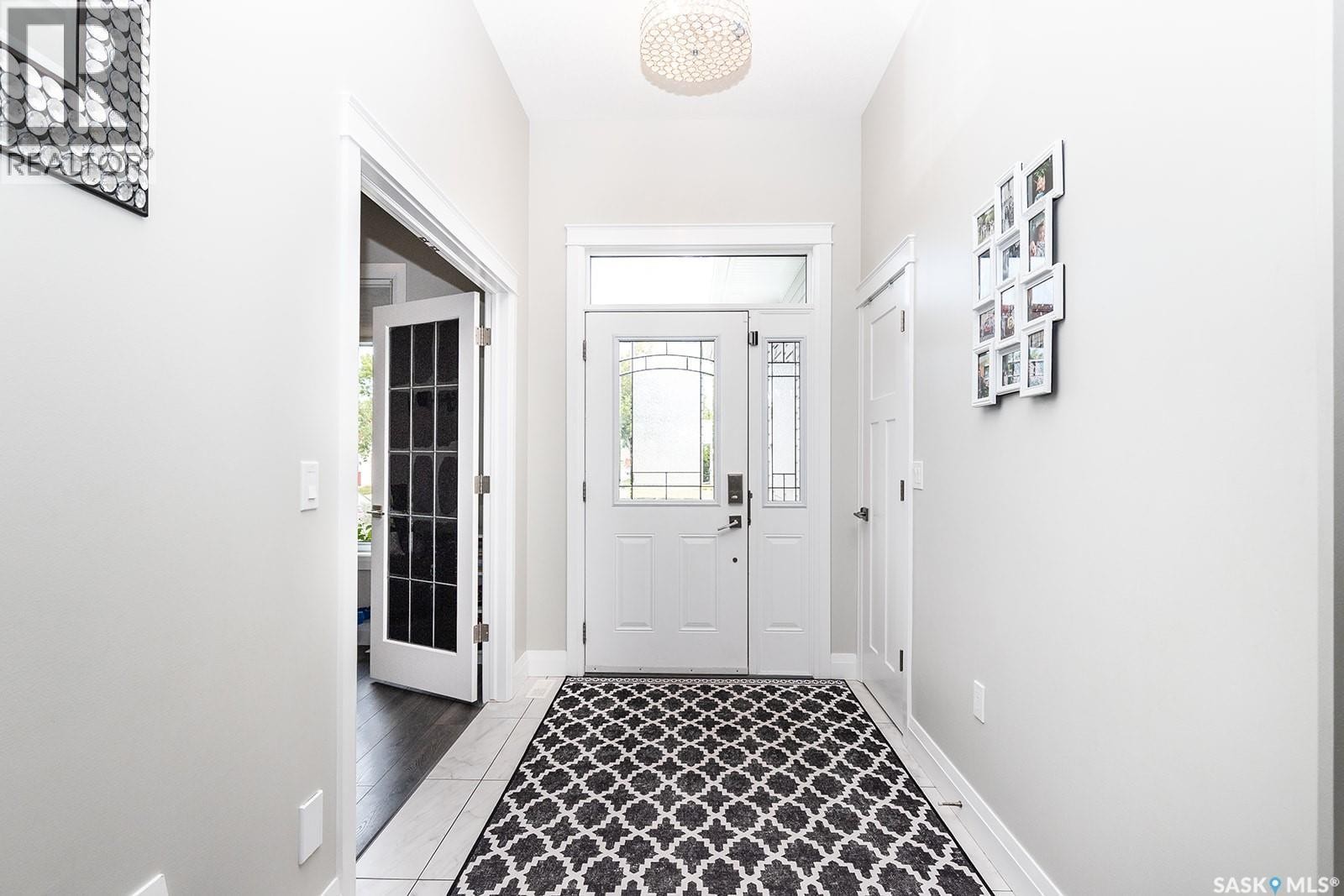 355 Coppermine Crescent, Saskatoon, SK