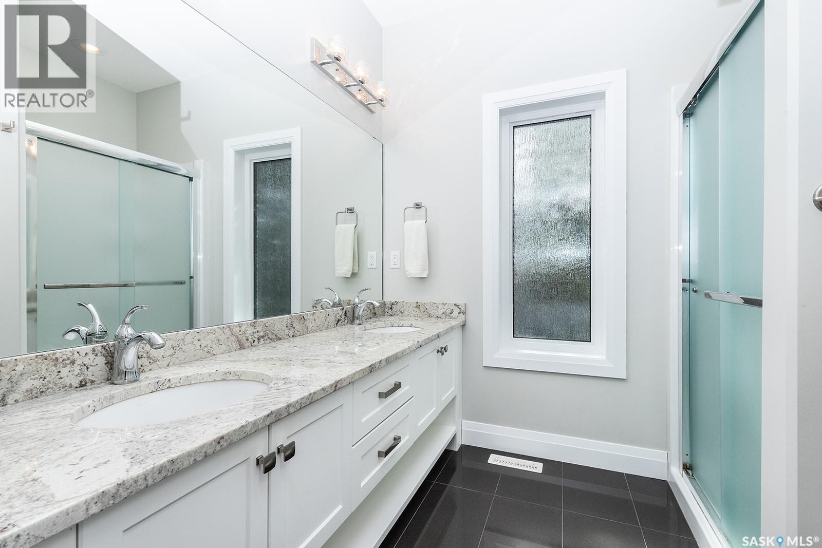 355 Coppermine Crescent, Saskatoon, SK
