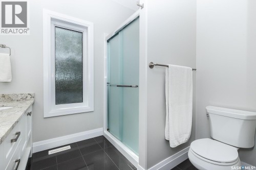 355 Coppermine Crescent, Saskatoon, SK 