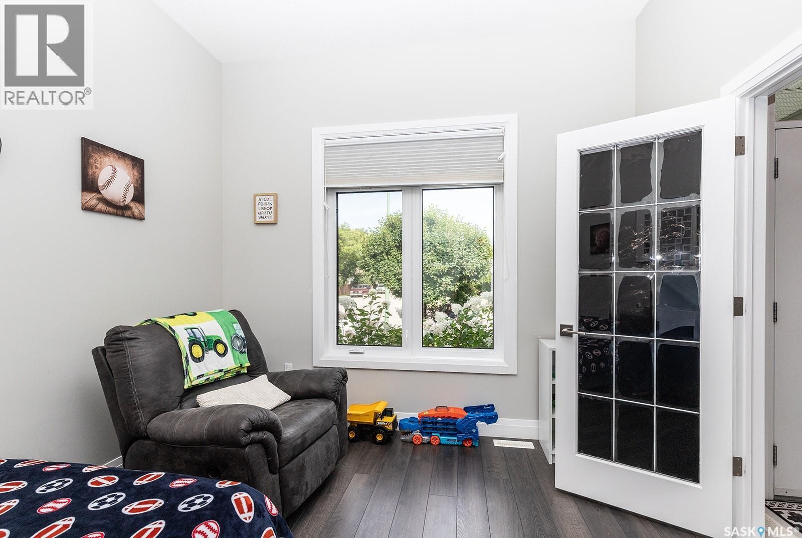 355 Coppermine Crescent, Saskatoon, SK