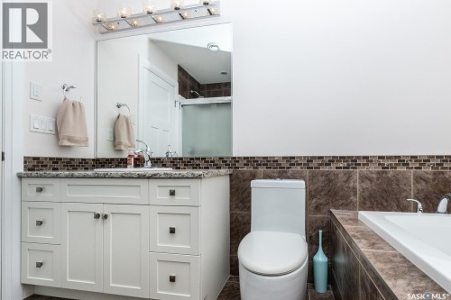 355 Coppermine Crescent, Saskatoon, SK 