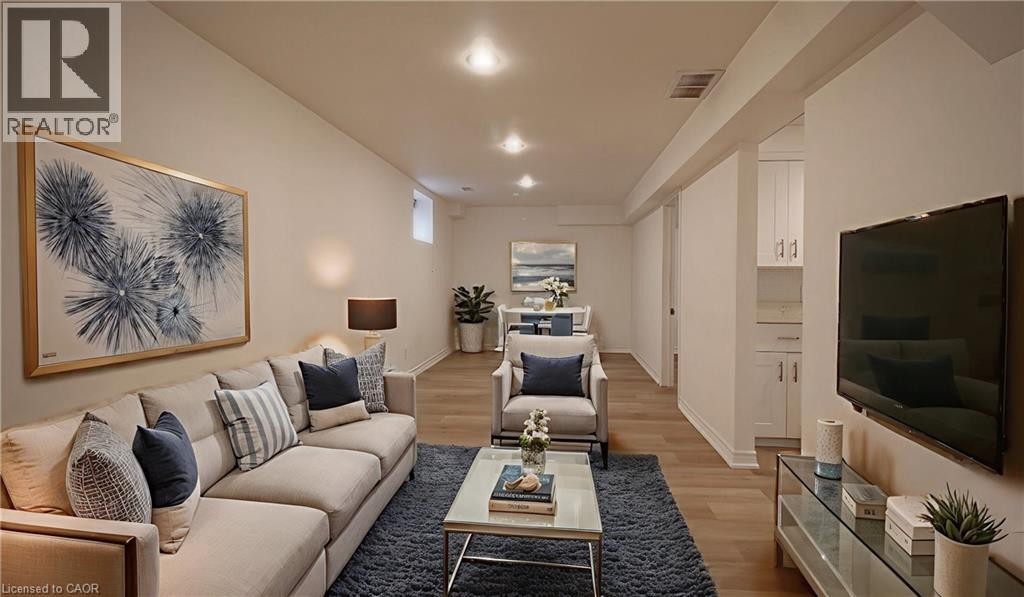 Virtually staged - 275 Falconridge Drive, Kitchener, ON