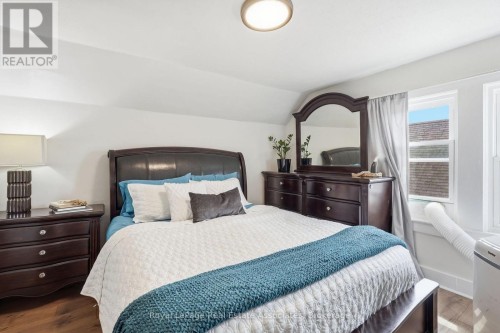 96 Huxley Avenue S, Hamilton, ON 