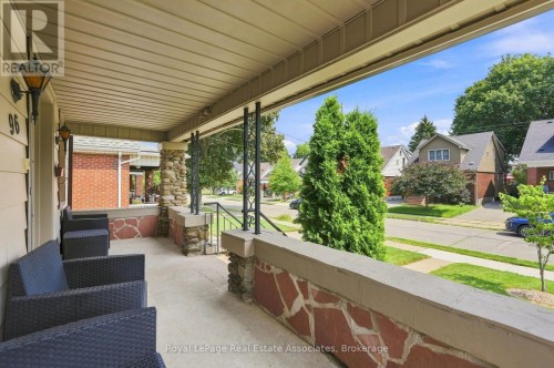 96 Huxley Avenue S, Hamilton, ON 