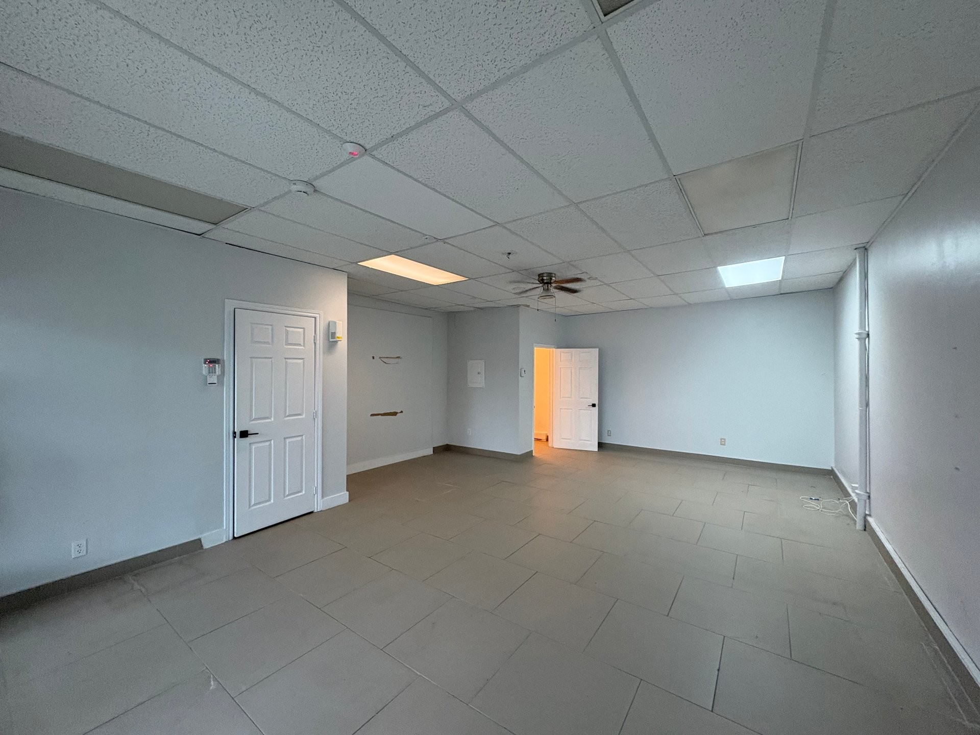 Commerce - 173 Av. Carter, Rouyn-Noranda, QC