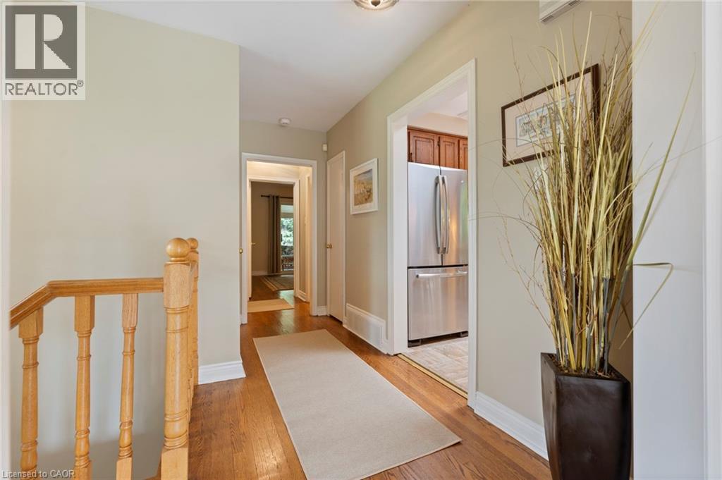 Main Hallway with Arch To Bedrooms - 1529 Wembury Road, Mississauga, ON