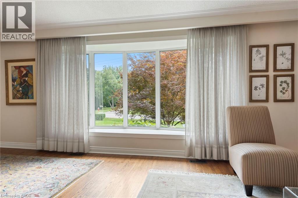 Front Bay Window with Great Views - 1529 Wembury Road, Mississauga, ON