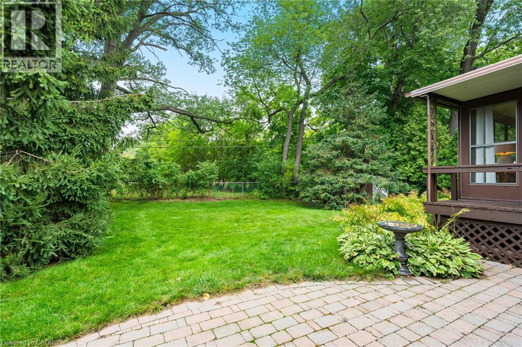 Patio off of the Sunroom - 1529 Wembury Road, Mississauga, ON