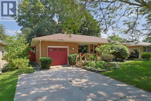 1208 Colborne ROAD  Sarnia, ON N7V 3L2