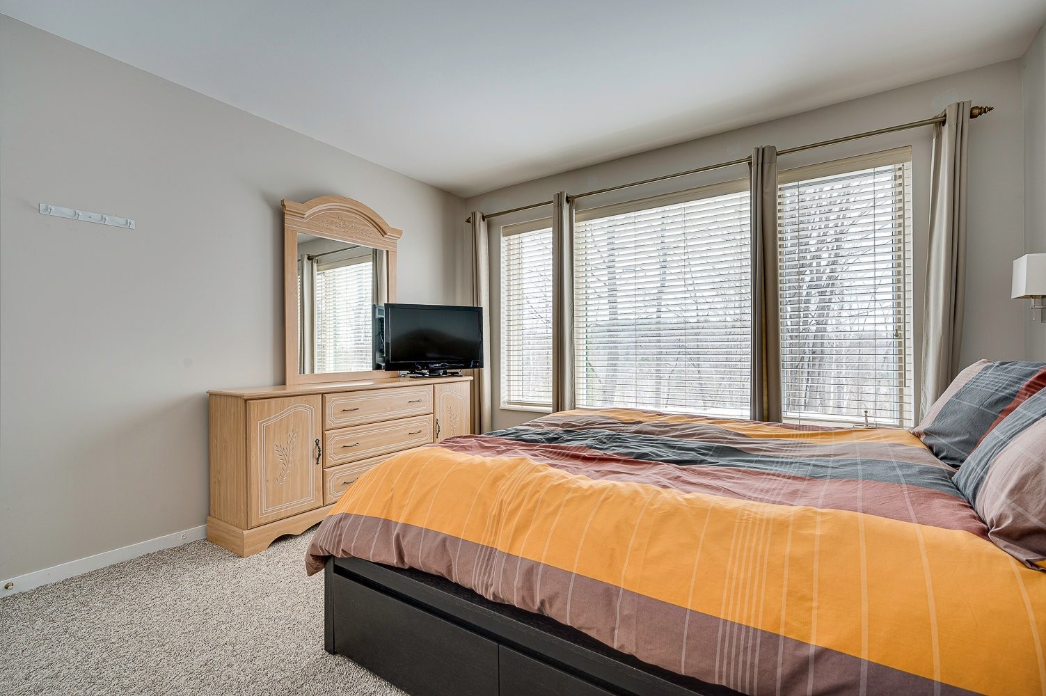 Chambre à coucher principale - 931 Ch. Des Éperviers, Piedmont, QC