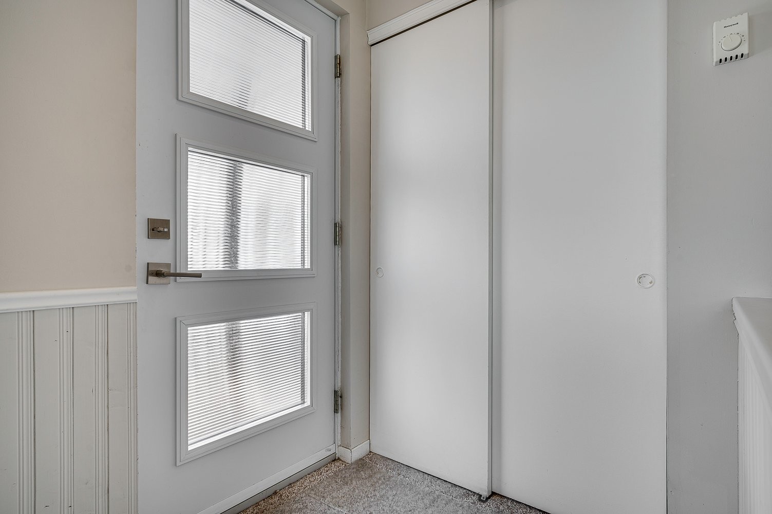 Hall d'entrée/Vestibule - 931 Ch. Des Éperviers, Piedmont, QC