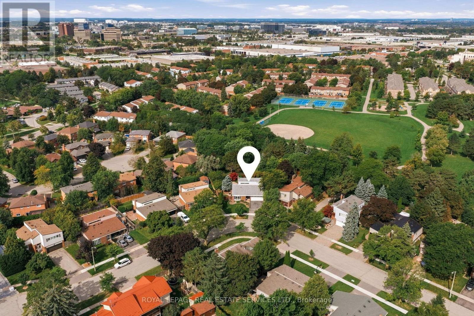 60 Bowshelm Court, Mississauga, ON