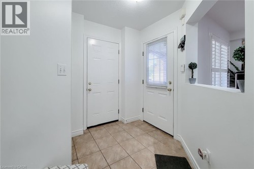21 Jonathon Court, Hamilton, ON 