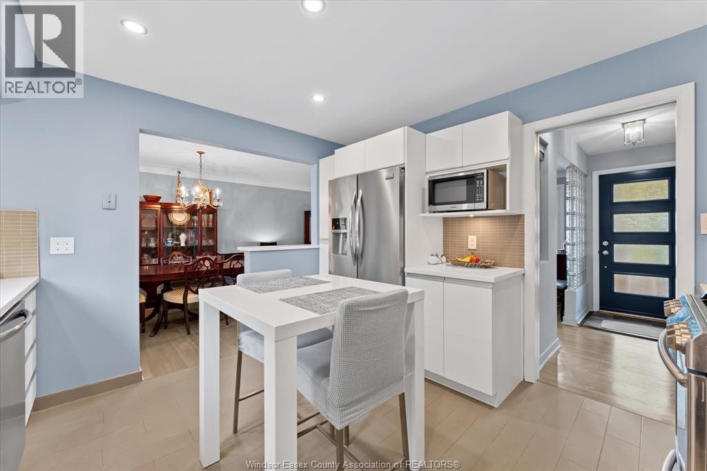730 Champlain Drive, Windsor, ON